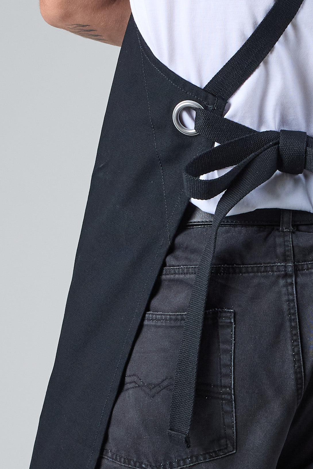 Byron Cross-Back Apron