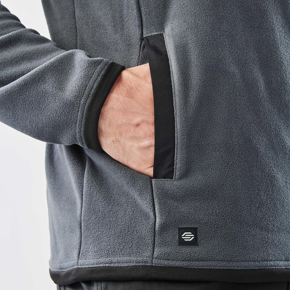 Men's Shasta Tech Fleece 1/4 Zip — image 4