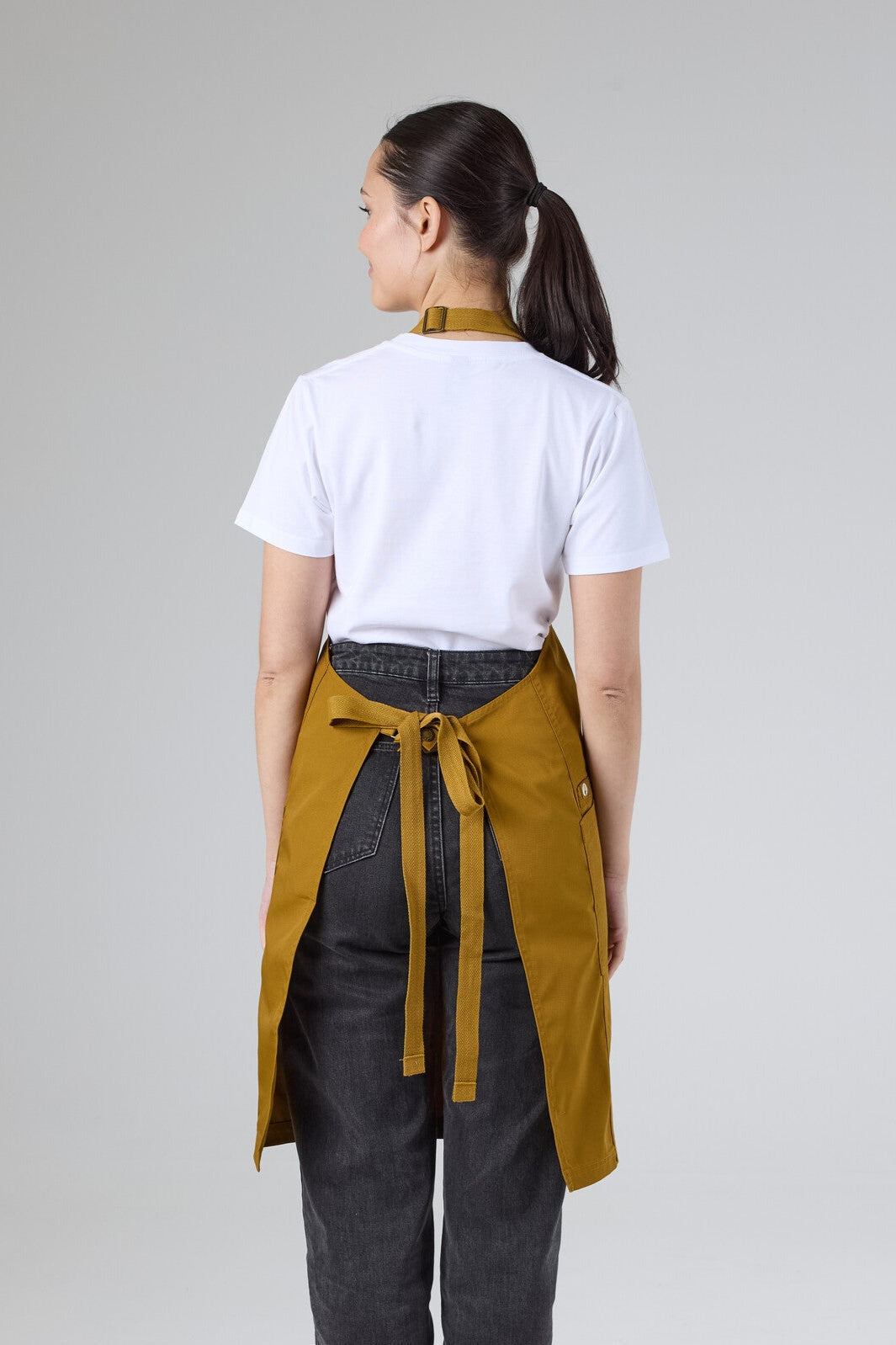 Lockharte Bib Apron