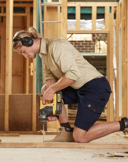 WP23 MENS STRETCH CARGO WORK SHORTS WITH DESIGN PANEL TREATMENTS - WP23